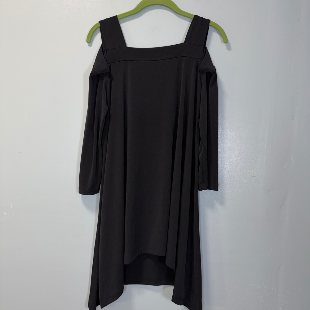 Chicos Slinky Cold Shoulder Sharkbite Top 3/4 Sleeve Black Size 0 Small New